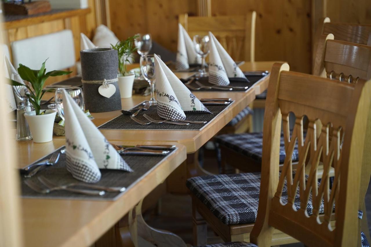 Hotel Mittagskogel Pitztal ザンクト・レオンハルト・イム・ピッツタール エクステリア 写真