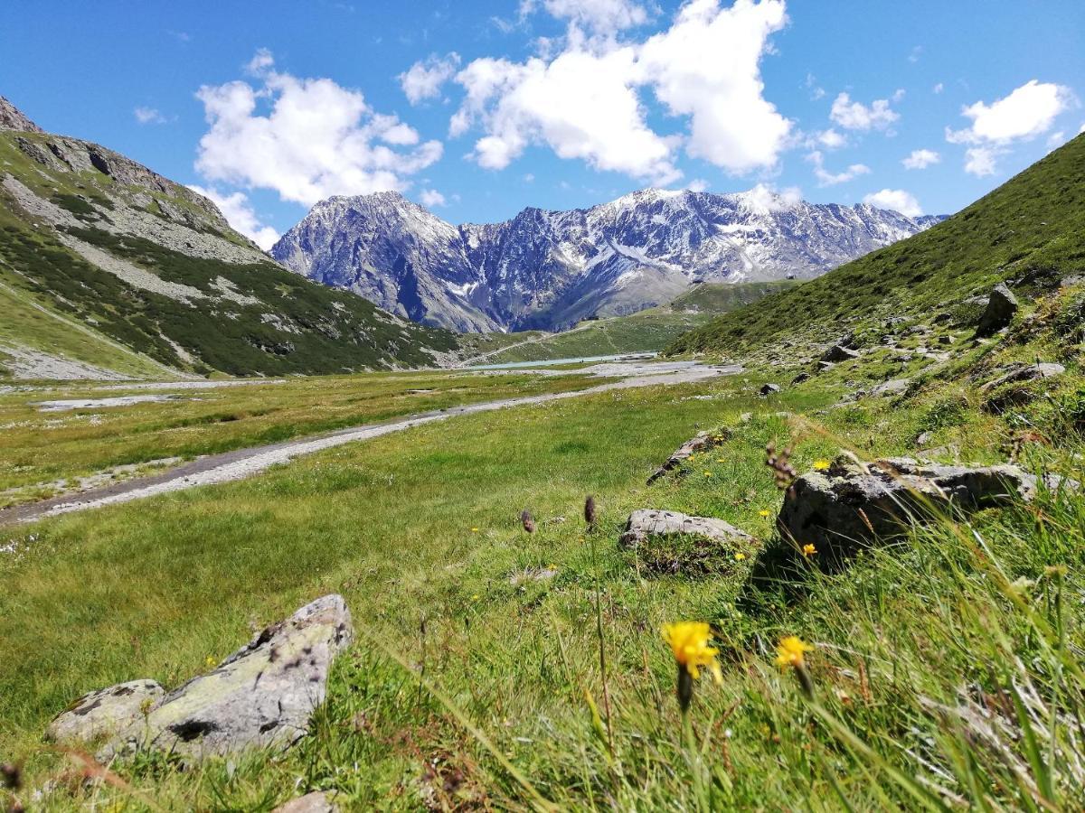 Hotel Mittagskogel Pitztal ザンクト・レオンハルト・イム・ピッツタール エクステリア 写真