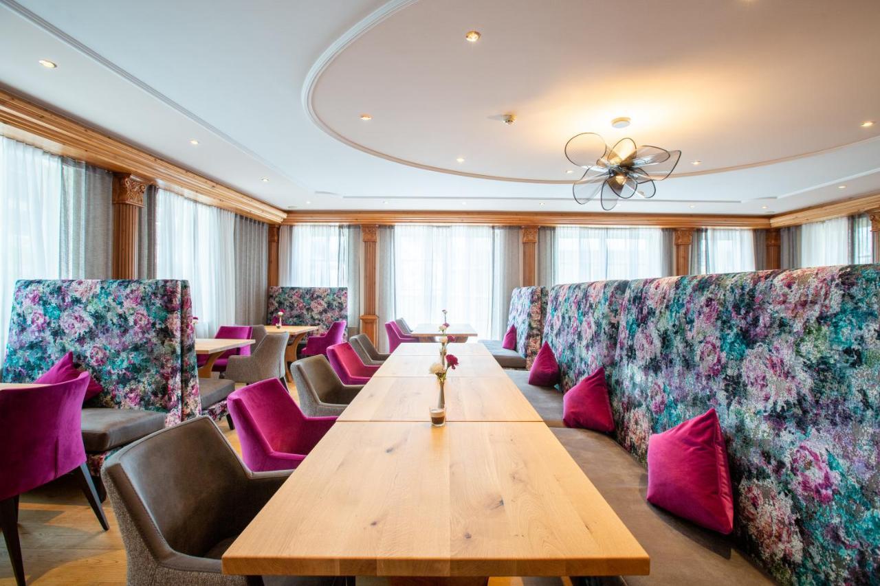Hotel Mittagskogel Pitztal ザンクト・レオンハルト・イム・ピッツタール エクステリア 写真