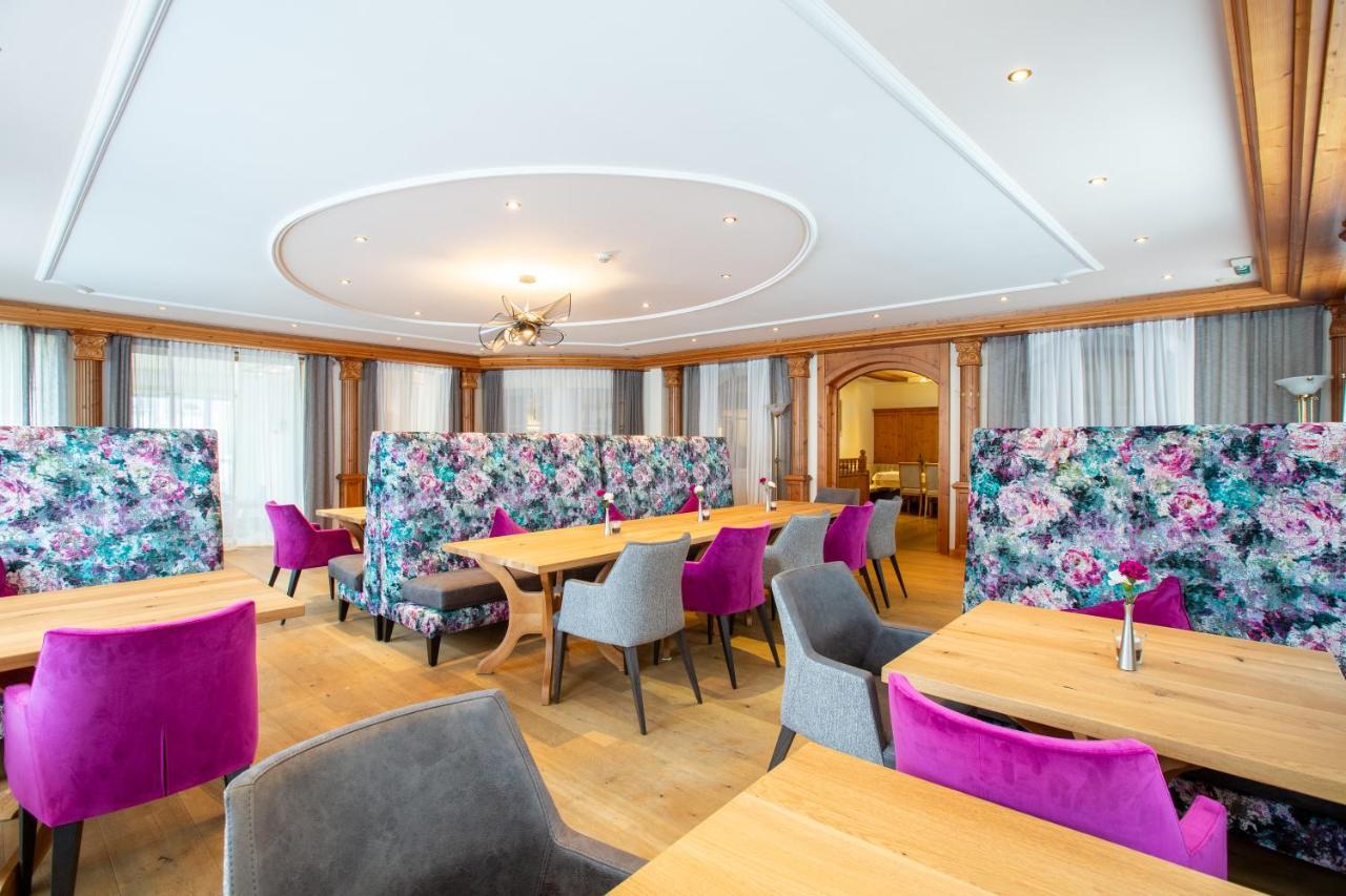 Hotel Mittagskogel Pitztal ザンクト・レオンハルト・イム・ピッツタール エクステリア 写真